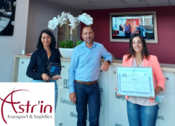 Remise du trophée des Ambassadeurs aux transports Astr’in le 21 octobre 2021